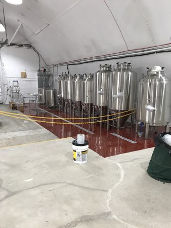 Brewing equipment including fermenters and brite tanks